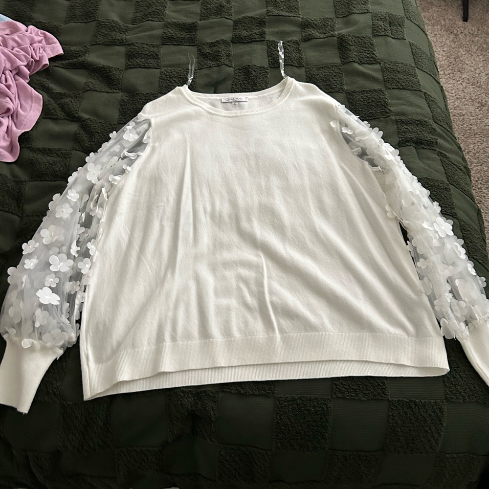 Sioni White Knit Top